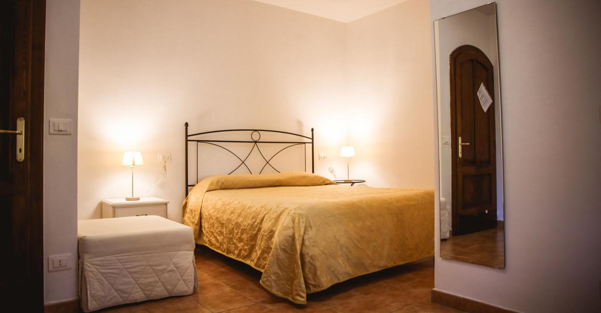 Agriturismo Poggio Alle Calle Saturnia Buitenkant foto